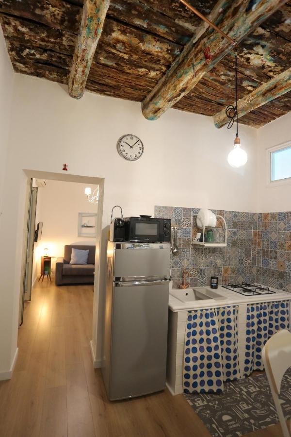 Titti E Nonna Villa Napoli Bagian luar foto