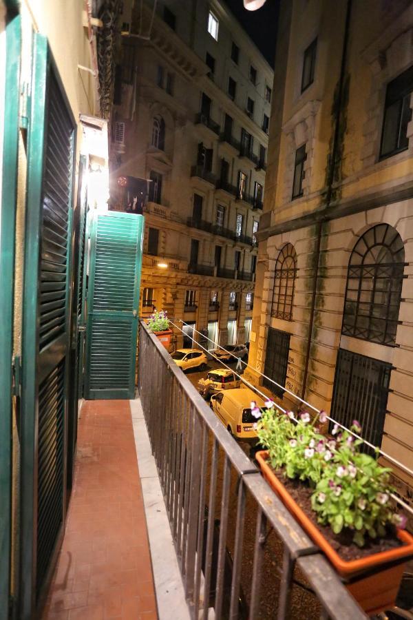 Titti E Nonna Villa Napoli Bagian luar foto